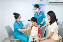 Cúm A chuyển biến nhanh và nguy hiểm: Giai đoạn khởi phát dễ gây chủ quan, từ sốt nhẹ đến nguy kịch chỉ 48 giờ