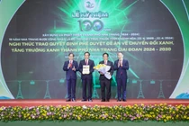 VINUNI 'chiến thắng kép' tại ESG BUSINESS AWARDS 2025