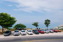 Chủ xe Việt: Đi Mercedes, BMW rồi lái VinFast VF 8 thấy sướng