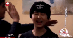 Duong Tu co nhieu hanh dong tu kem duyen den phan cam-Hinh-3