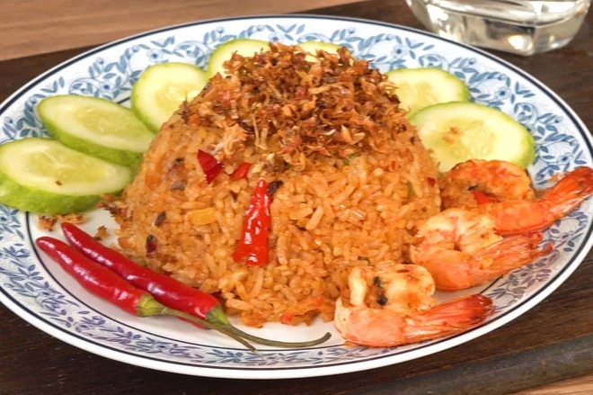 Học làm cơm chiên ớt kiểu Thái cho tín đồ ăn cay