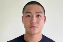 Nguyên nhân nam thanh niên đánh bạn gái dã man trước quán bi-a ở Hà Nội