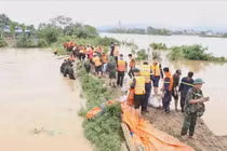 Mưa lũ lớn sau bão số 11 đã làm ảnh hưởng 59 sự cố đê tại nhiều tỉnh, thành