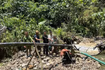 Phát hiện 9 đối tượng khai thác vàng trái phép dưới lòng suối
