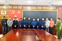 Khởi tố điều tra 11 đối tượng đánh bạc dưới hình thức 'xóc đĩa' ở Quảng Ninh