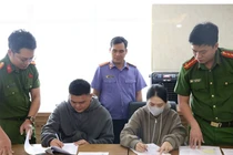 Khởi tố 2 vợ chồng sản xuất, buôn bán rong biển khô giả tại Đà Nẵng