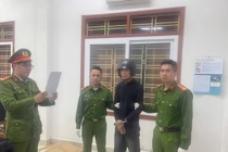 Khởi tố, bắt tạm giam đối tượng ép cháu bé vào nhà nghỉ để hiếp dâm