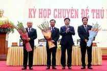 Phê chuẩn kết quả bầu, miễn nhiệm nhiều nhân sự tại một số tỉnh, thành phố