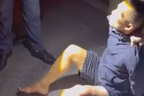 Bắt đối tượng dùng kéo cướp tài sản của người đi đường