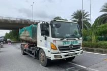 Tìm nhân chứng vụ tai nạn khiến người đi bộ tử vong ở Hà Nội 