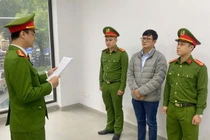 Khởi tố 14 đối tượng gây rối, tranh chấp vị trí đỗ ô tô tại tầng hầm chung cư