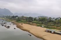 Tiếng khóc nỉ non của trẻ con hé lộ vụ án kinh hoàng