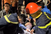 7 người được giải cứu khỏi đám cháy lúc rạng sáng ở Hưng Yên