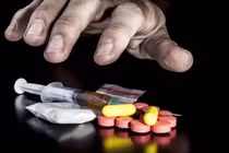 Cựu Đội Phó cảnh sát lĩnh án chung thân vì đưa tiền mua ma túy