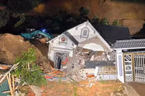 Sạt lở đất trong đêm khiến 5 người thương vong ở Lào Cai