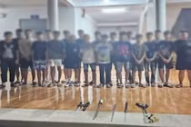 Bắt giữ 22 đối tượng mang hung khí đánh nhau ở Hà Nội