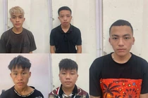 Nhóm đối tượng rủ nhau gây ra hàng loạt vụ đập kính ô tô, trộm tài sản