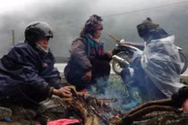 Không khí lạnh tăng cường, miền Bắc chuyển rét, vùng núi có nơi dưới 6°C