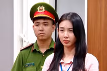 Hoa Hậu Thùy Tiên bị tước danh hiệu Gương mặt trẻ Việt Nam