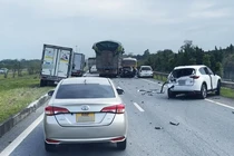 Tai nạn liên hoàn trên cao tốc Hà Nội - Thái Nguyên gây ùn tắc kéo dài