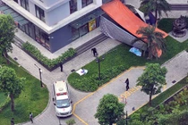 Nam thanh niên rơi từ tầng 39 chung cư xuống đất tử vong