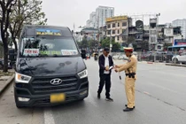 Hà Nội xử phạt 113 phương tiện kinh doanh vận tải vi phạm trong một ngày 