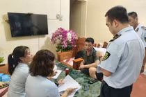 Khởi tố chủ cơ sở sử dụng chất cấm để sản xuất giò chả ở Lào Cai