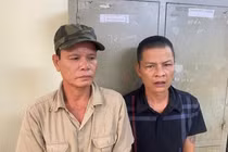 Bắt 2 đối tượng có 12 tiền án trộm cắp tài sản của người đi đường ở Hà Nội