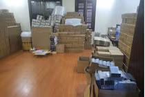 Triệt phá đường dây sản xuất, mua bán thiết bị điện tử giả