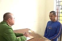 Bắt tạm giam đối tượng cạy cửa nhà hàng xóm trộm 14 chỉ vàng ở Hưng Yên