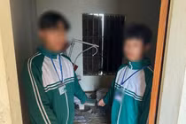 Tạm giữ 2 đối tượng sản xuất, buôn bán pháo nổ ở Hà Nội