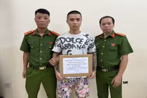 Va chạm giao thông, nam thanh niên dùng dao đâm nạn nhân rồi bỏ trốn