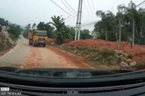 Xử phạt tài xế ô tô tải đi ngược chiều, lấn làn gây nguy hiểm ở Lào Cai