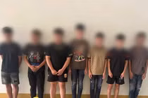 Tạm giữ 5 thiếu niên đi "bão" mừng chiến thắng của U23 Việt Nam