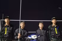 Kịp thời khống chế 2 thanh niên mang 'phóng lợn' tìm đánh đối thủ ở Ninh Bình