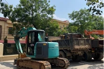 Kịp thời ngăn chặn hai vụ khai thác đất trái phép ở Hà Nội