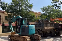 Kịp thời ngăn chặn hai vụ khai thác đất trái phép ở Hà Nội