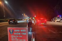 Hơn 2.000 tài xế vi phạm nồng độ cồn trong tối 24/10