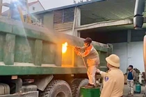 Cơi nới thùng, tài xế và chủ xe ở Hà Nội bị phạt hơn 60 triệu đồng