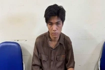 Bắt nam thanh niên trộm 8 chiếc điện thoại ở Hà Nội
