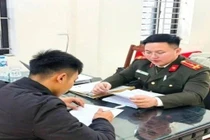 Khởi tố đối tượng tàng trữ trái phép vũ khí quân dụng ở Ninh Bình