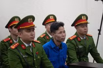 Hoãn phiên tòa vụ đốt quán cà phê khiến 11 người tử vong ở Hà Nội