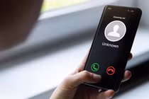 Nhận được cuộc gọi yêu cầu nộp hồ sơ nhà đất, một gia đình bị lừa 150 triệu