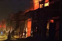 Hé lộ nguyên nhân vụ cháy nhà xưởng 300m2 trong ngày đầu năm mới ở Hà Nội