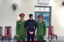 Quái chiêu của nhân viên ngân hàng chiếm đoạt 600 triệu đồng ở Sơn La