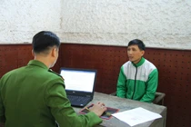 Mâu thuẫn lúc xem đánh cờ tướng, người đàn ông bị đâm tổn thương gan, phổi