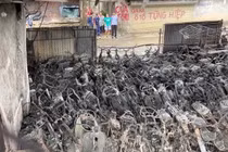 Thủ tướng yêu cầu làm rõ vụ cháy bãi trông giữ xe gầm cầu Vĩnh Tuy