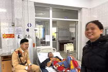 Kịp thời hỗ trợ đưa bệnh nhân nguy kịch đi cấp cứu ở Ninh Bình