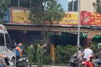 Nam thanh niên tử vong trong tư thế treo cổ trước quán bia