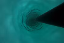 Trung Quốc lần đầu khoan xuyên lớp băng Nam Cực xuống độ sâu kỷ lục